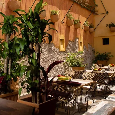 Casa Lorenza 4*