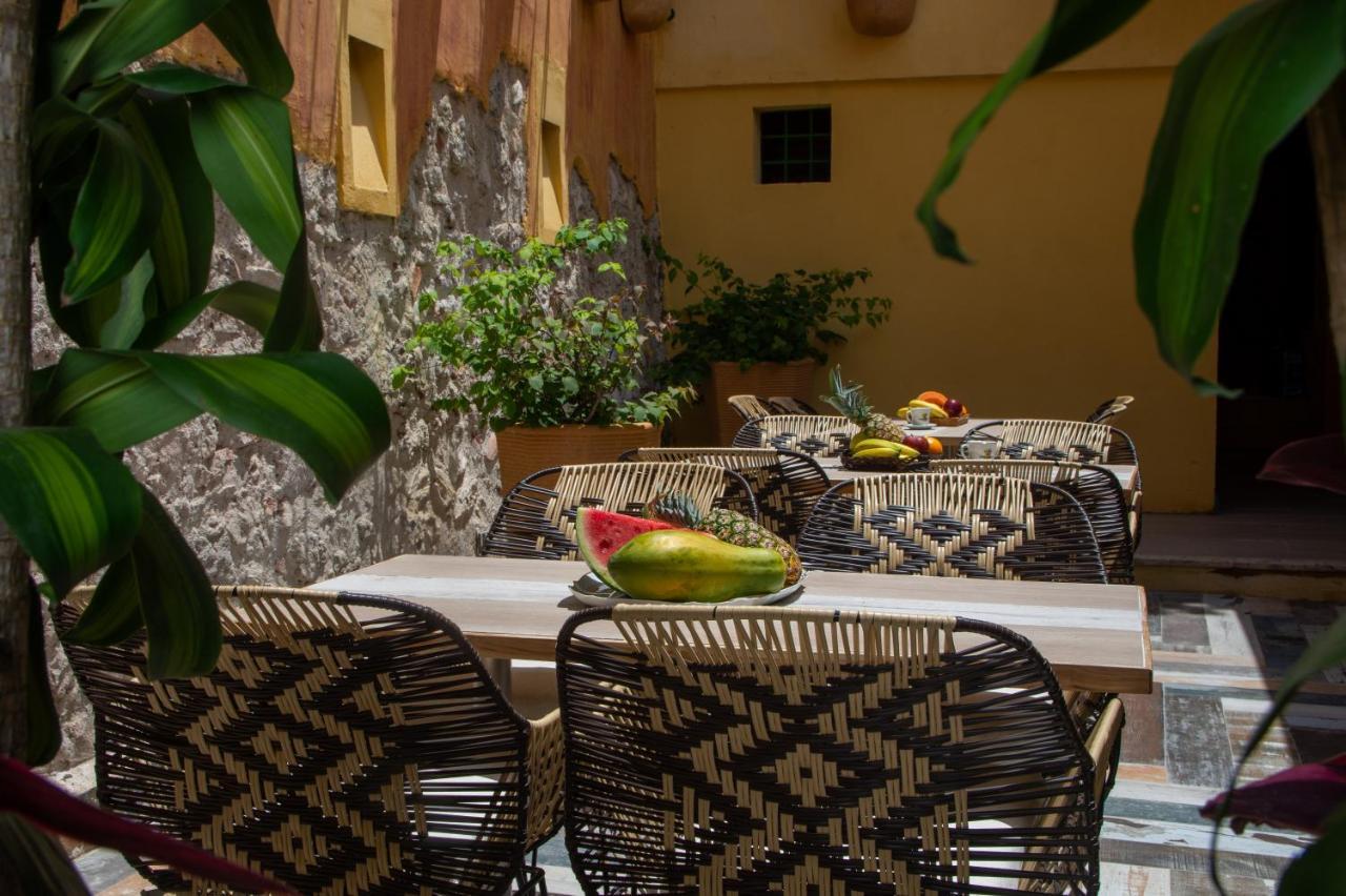 Acomodação com café da manhã  Casa Lorenza